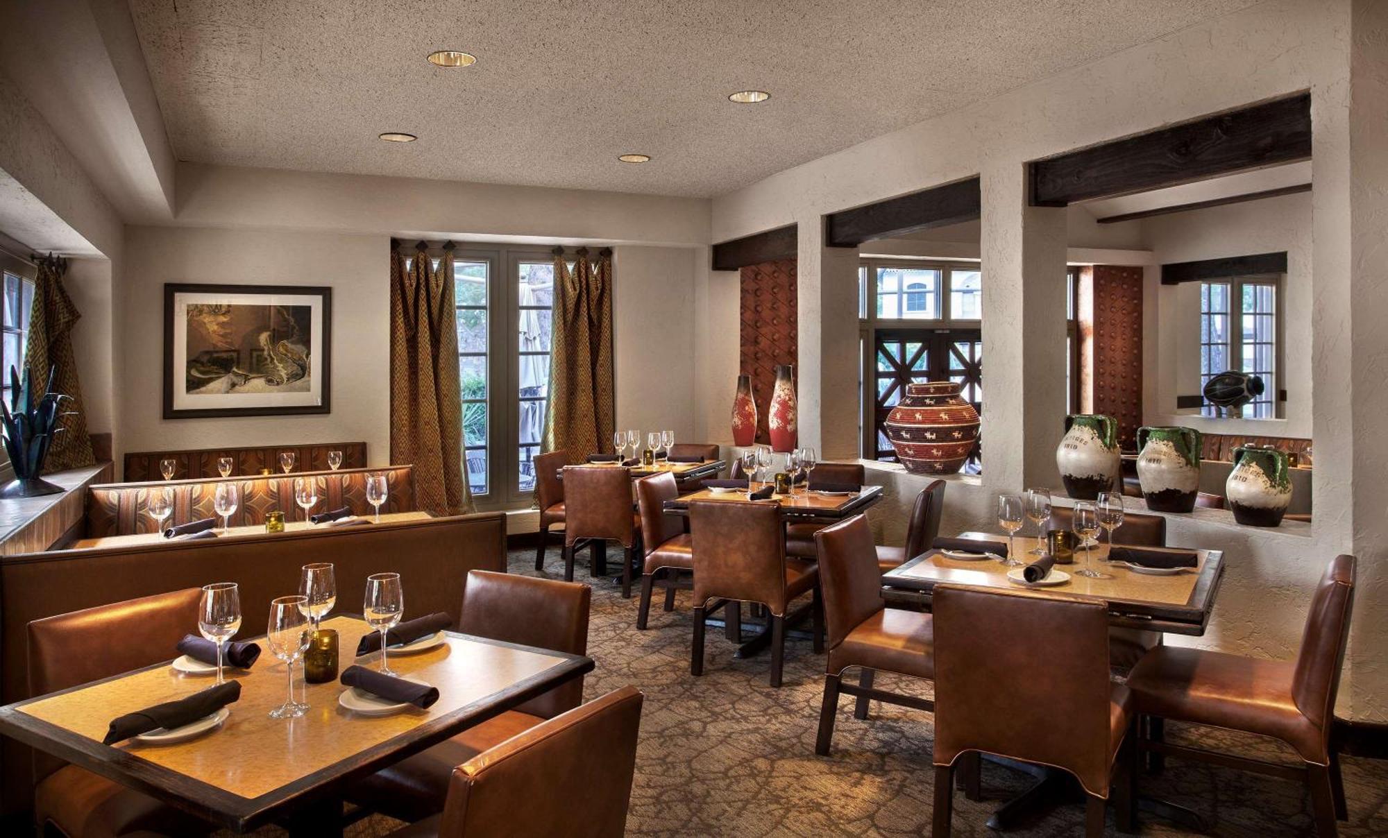Embassy Suites By Hilton Phoenix Tempe Bagian luar foto